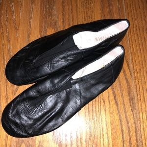 Bloch Jazz shoes